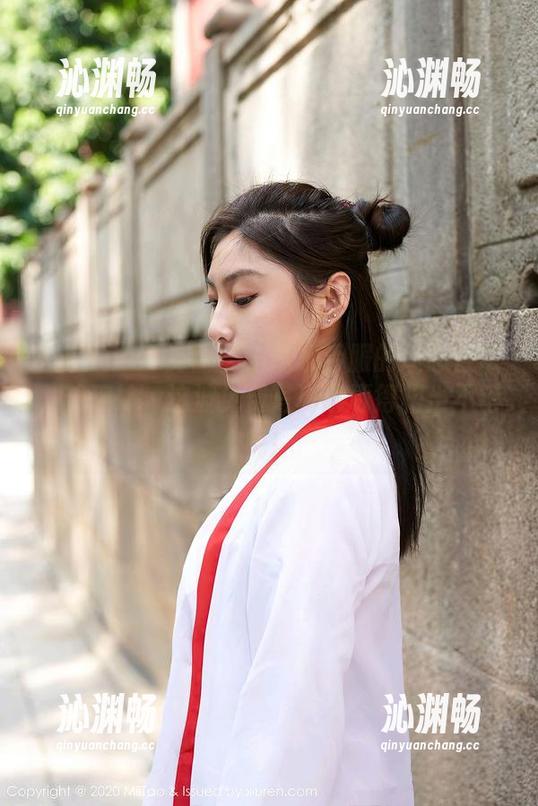 MiiTao蜜桃社-琉璃lily MiiTao蜜桃社 - 上班水手服的理想日常,琉璃lily这波免费写真雕琢得相当不错呢!