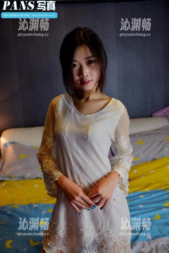 PANS写真 - 可儿的最新自拍合集，风格时而优雅，时而“咦”？