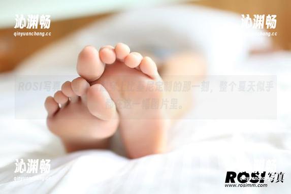 ROSI写真 - 当杨晨晨穿上比基尼定制的那一刻，整个夏天似乎都在这一幅图片里。