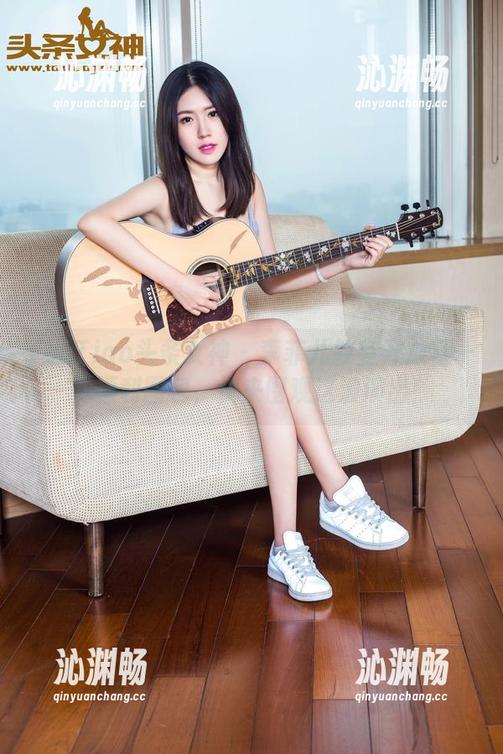 TouTiao头条女神 - 李菲儿教室开放日——福利图包，快来围观这波演出！