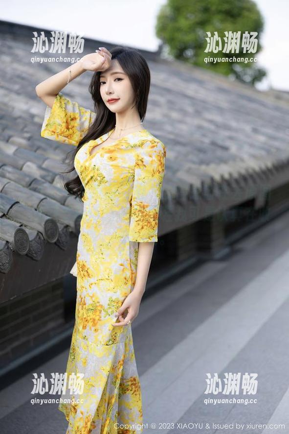 XIAOYU语画界 - 楼下的信息窗在丢原图，徐莉芝Booty的高跟鞋我可是认真在收藏的哦。