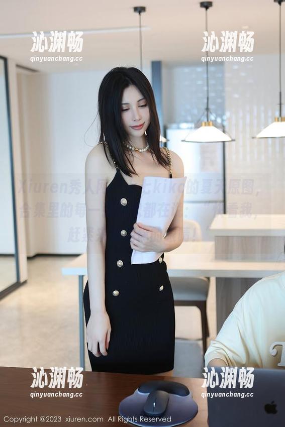 Xiuren秀人网-七七kiko Xiuren秀人网 - 七七kiko的夏天原图,合集里的每一张好像都在说:“快看我,赶紧来喂饱你的眼睛!”