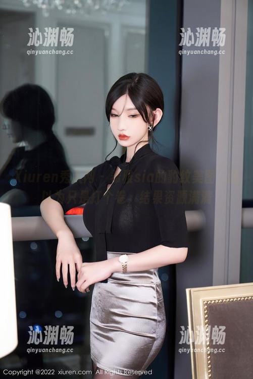 Xiuren秀人网 - 希雅sia的豹纹美图，还以为只是打个卷，结果资源满满