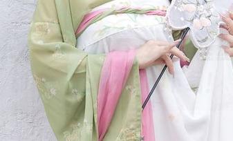 Xiuren秀人网 – 草莓zz的裤里丝，免费的新作，放心大胆下载！