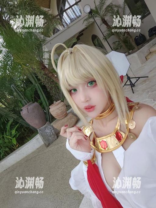 puypuychen 此生无圣光,今日图包见真章——快来瞧瞧puypuychen的南丁格尔万圣影!