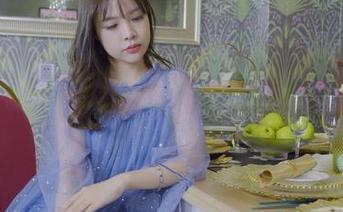 丽柜 – 原图大揭秘！雪糕穿着职业装的私房时刻