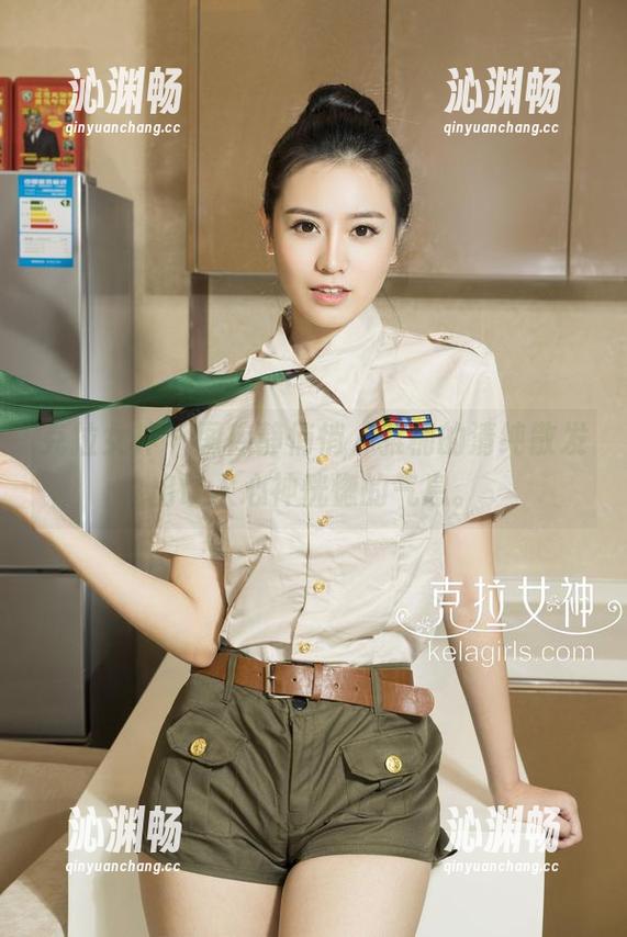 克拉女神 - 图库静悄悄，雅楠的清纯散发出让人心神恍惚的气息。