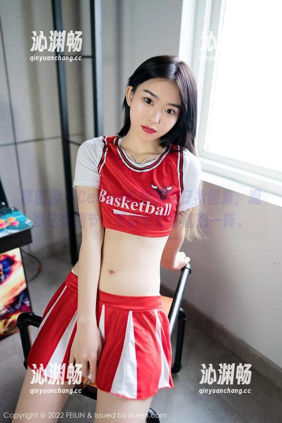 嗲囡囡-Celina青妍 嗲囡囡 - Celina青妍的牛仔裤图集,观察这些细节,可能会让你瞎想一阵。