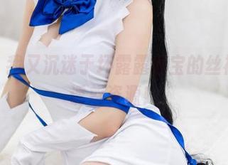 糟糕，我又沉迷于坏露露香宝的丝袜西装诱惑资源！
