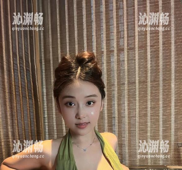 微密圈 - 奶雯的内衣美图小剧场：下载前请系好安全带，太美了你会晕的！