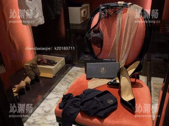 微密圈 - 校服合集压轴，宸大小姐更新，果然让人期待又眼前一亮！