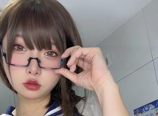 小泉学姐吖恬静清纯，分享她那不可思议的作品！
