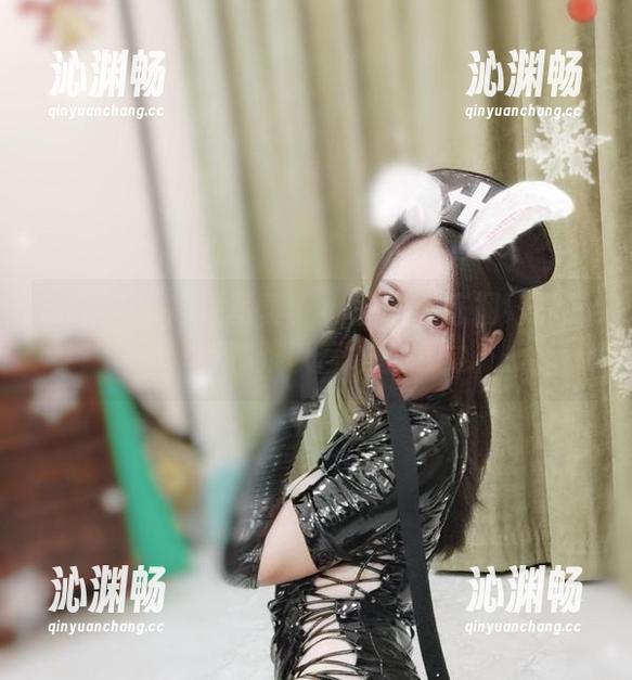 微密圈 - 高清写真：小玉吃果冻捆好的时刻，有种难以言喻的感觉。