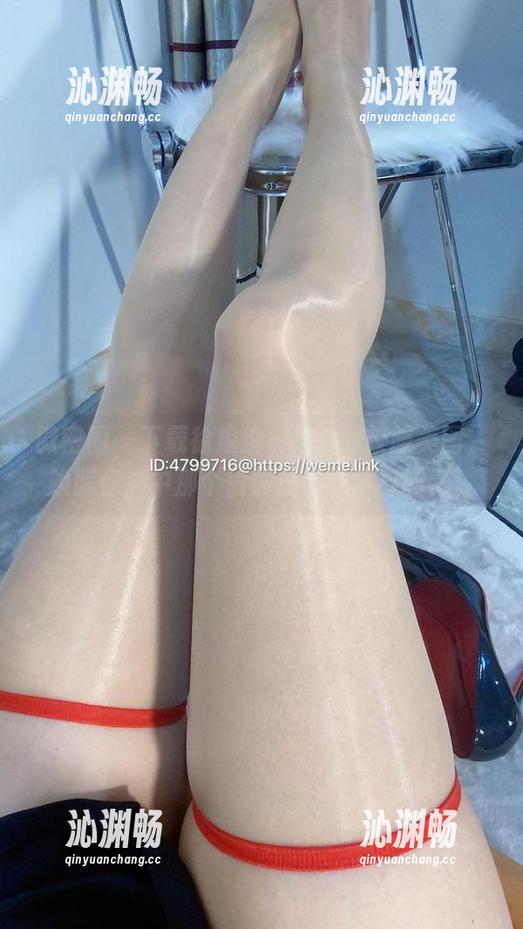 微密圈 - 下载徐绾绾yyyy的校服美图，唤醒你心中那个偷偷渴望的青春回忆。