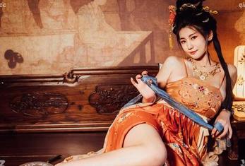 一组高清cos，星澜是澜澜叫澜妹呀的2b比基尼瞬间点亮了我的屏幕？