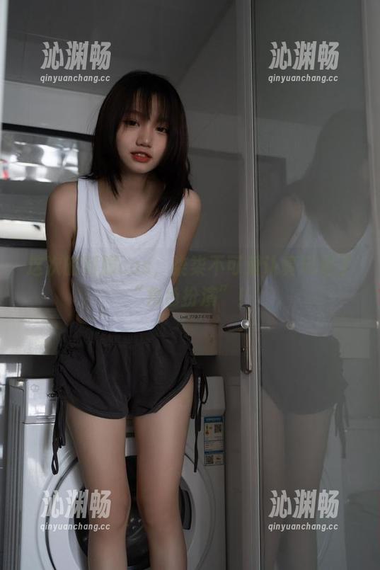 这次的制服cos，柒柒不可爱认真玩起了“角色扮演”！