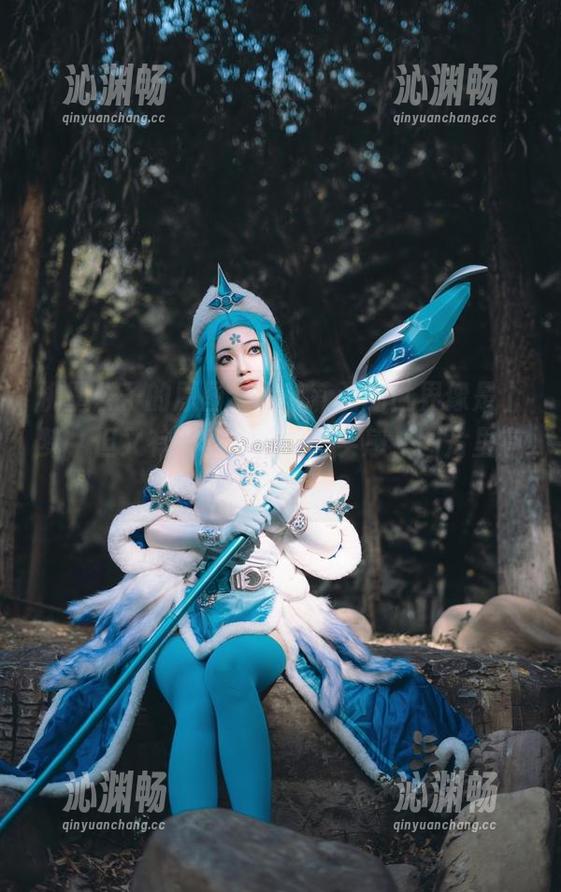 桃墨公子的原图，罗莎莉亚的世界像是个梦，但又有一丝微妙的真实感，图片里有啥奇妙的呢？