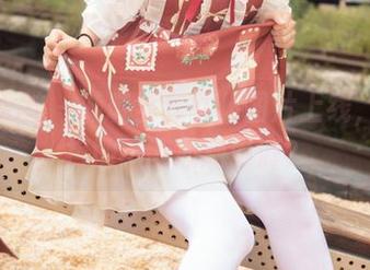 梦丝女神 – 璇璇全套女仆图片上线，谁说扫地不能心潮澎湃？