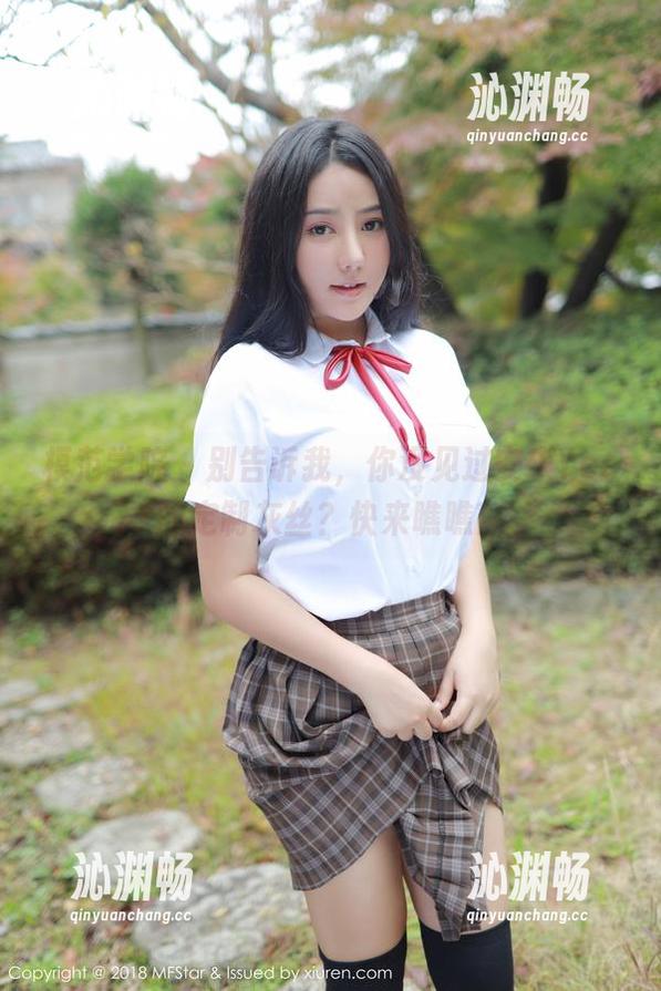 模范学院 - 别告诉我，你没见过安琪Yee的定制灰丝？快来瞧瞧！