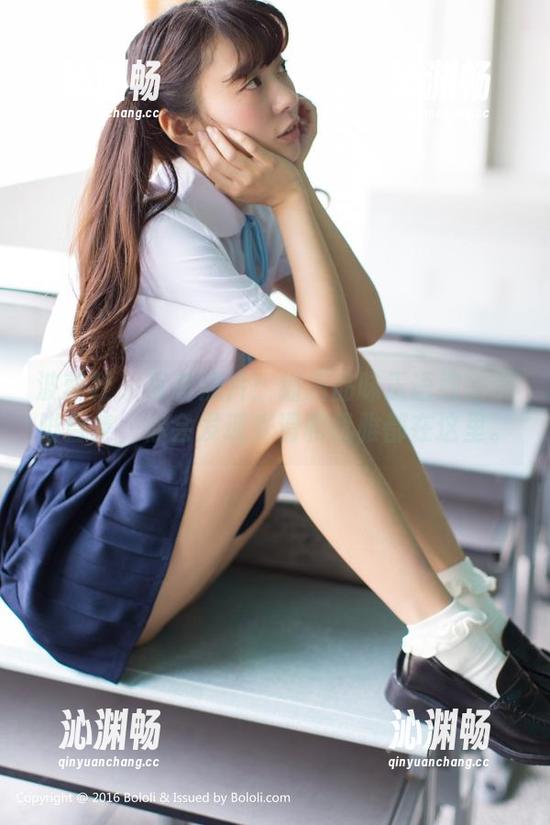 波萝社 - 写真照片：细细品味王语纯的美脚合集，你会发现光滑和优雅都在这里。