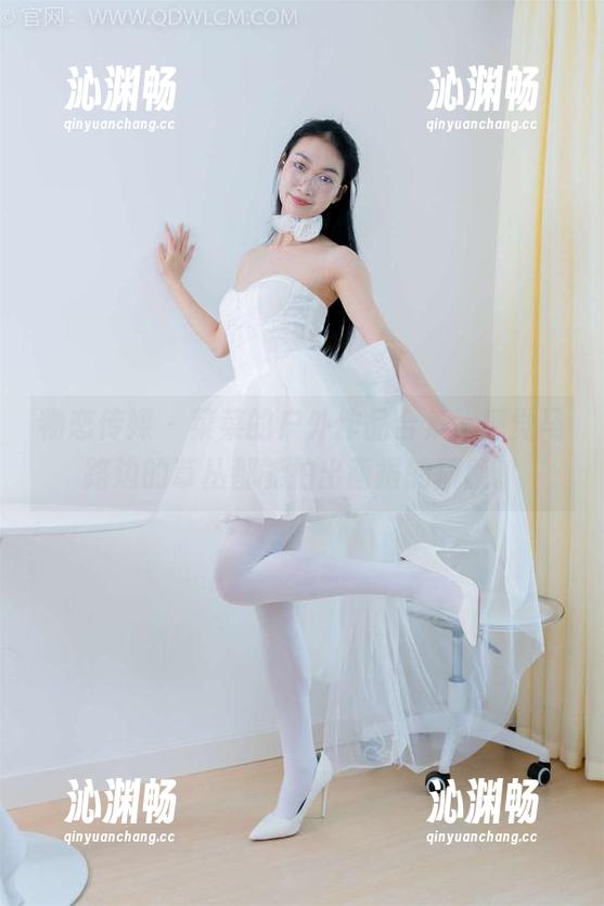 物恋传媒 - 菜菜的户外作品合集，感觉马路边的草丛都能拍出画报的质感。