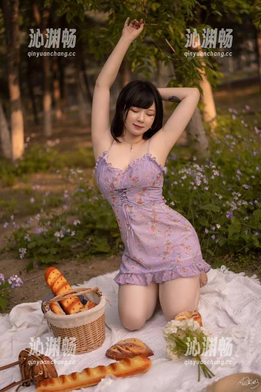 皮皮奶可可爱了啦 在线碰面,皮皮奶可可爱了啦的校服写真,让人怀念又迷离的感觉
