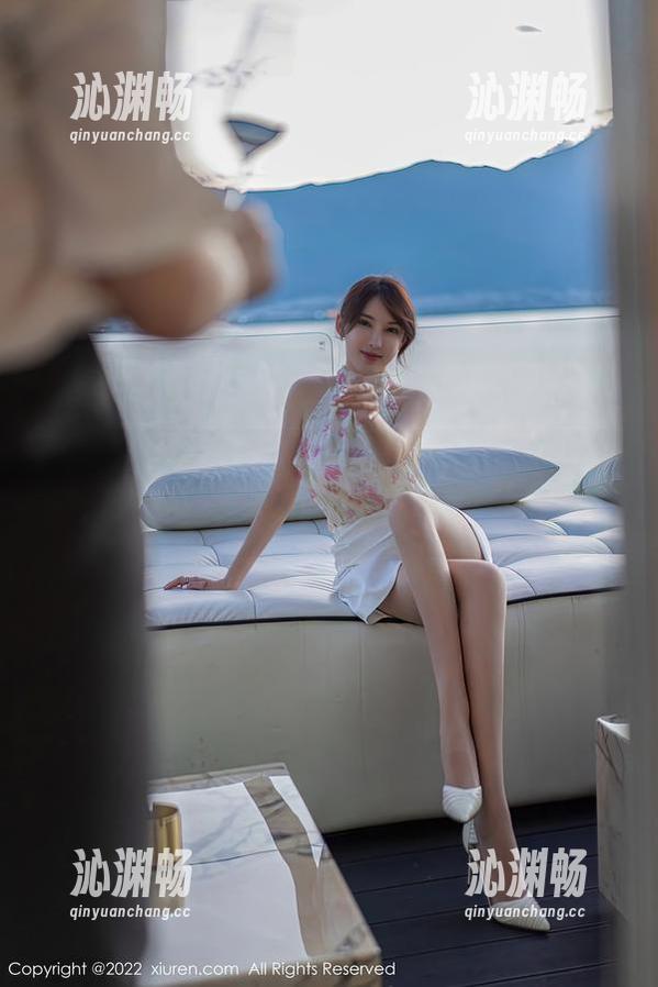 秀人网-伊小七MoMo 秀人网 - 你没见过的伊小七MoMo甜心套图更新,十分值得翻阅!