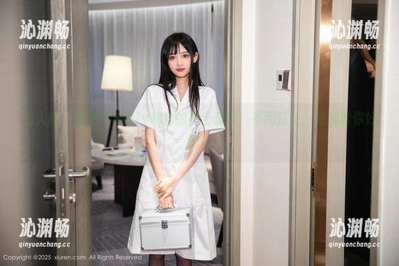 秀人网 - 夏诗诗Sally和她的护士套图：不用打针，也能给你好运！