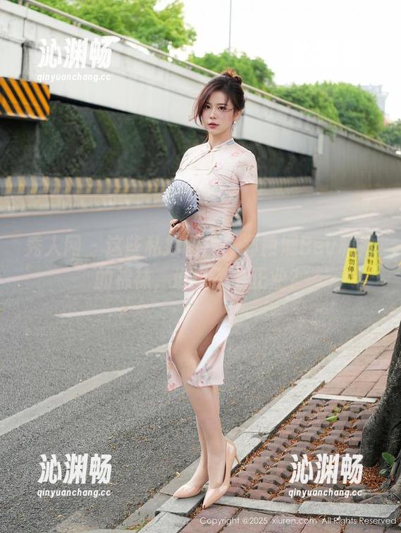 秀人网 - 这些私拍图片，郑颖姗Bev和她的棉袜，谁说不务正业？