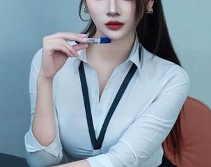 秀人网 – 隐藏的腔调：当原图里的陈茜妮zoe邂逅天台的夕阳