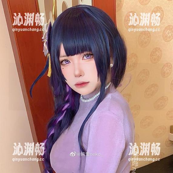 哇，“纯爱neko”的秘书装扮，让我想起了我的实习经历，更新也太陷入角色了吧？