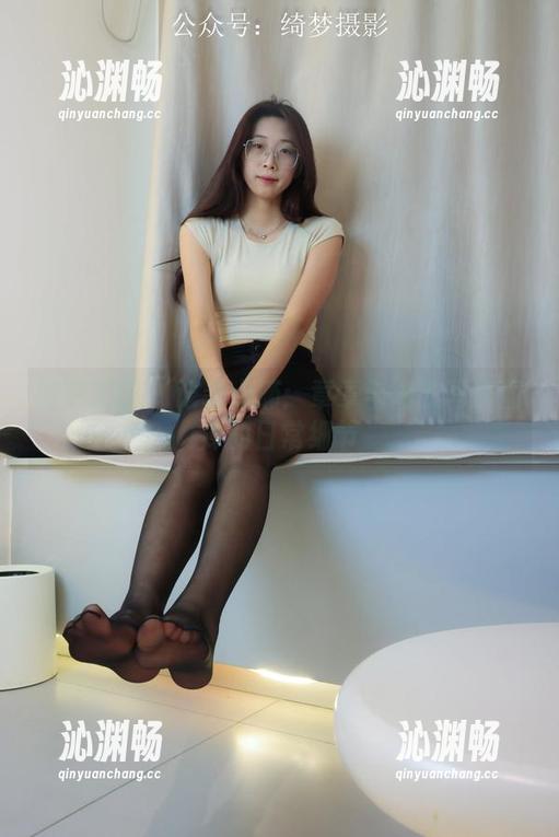 绮梦摄影 - 记录点滴：章章与内衣写真图库的日常细节