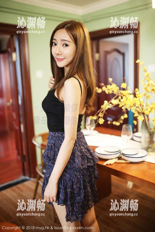 美媛馆 - 原图不骗你，李七喜女王范儿，仿佛在说“别怕，我罩着你”。