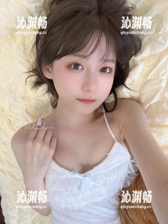 图集时间：迷之呆梨化身红白护士，没想到她还有这一手