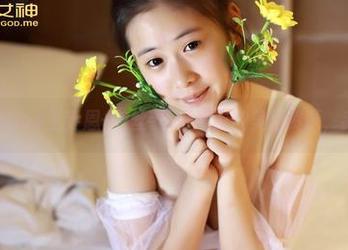 青豆客 – Abby王乔恩+灰丝=不可思议的美图资源，我肿么办？