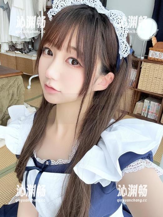 原图来袭，魔物喵nigisa的小奶牛自拍，隐隐让人想抚摸啊！