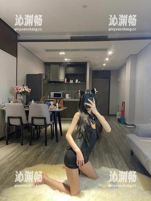 微密圈 - 歪着脑袋想，黎允熙的红色原图合集咋就那么抓人脸呢，捉得我连想到别的去了...